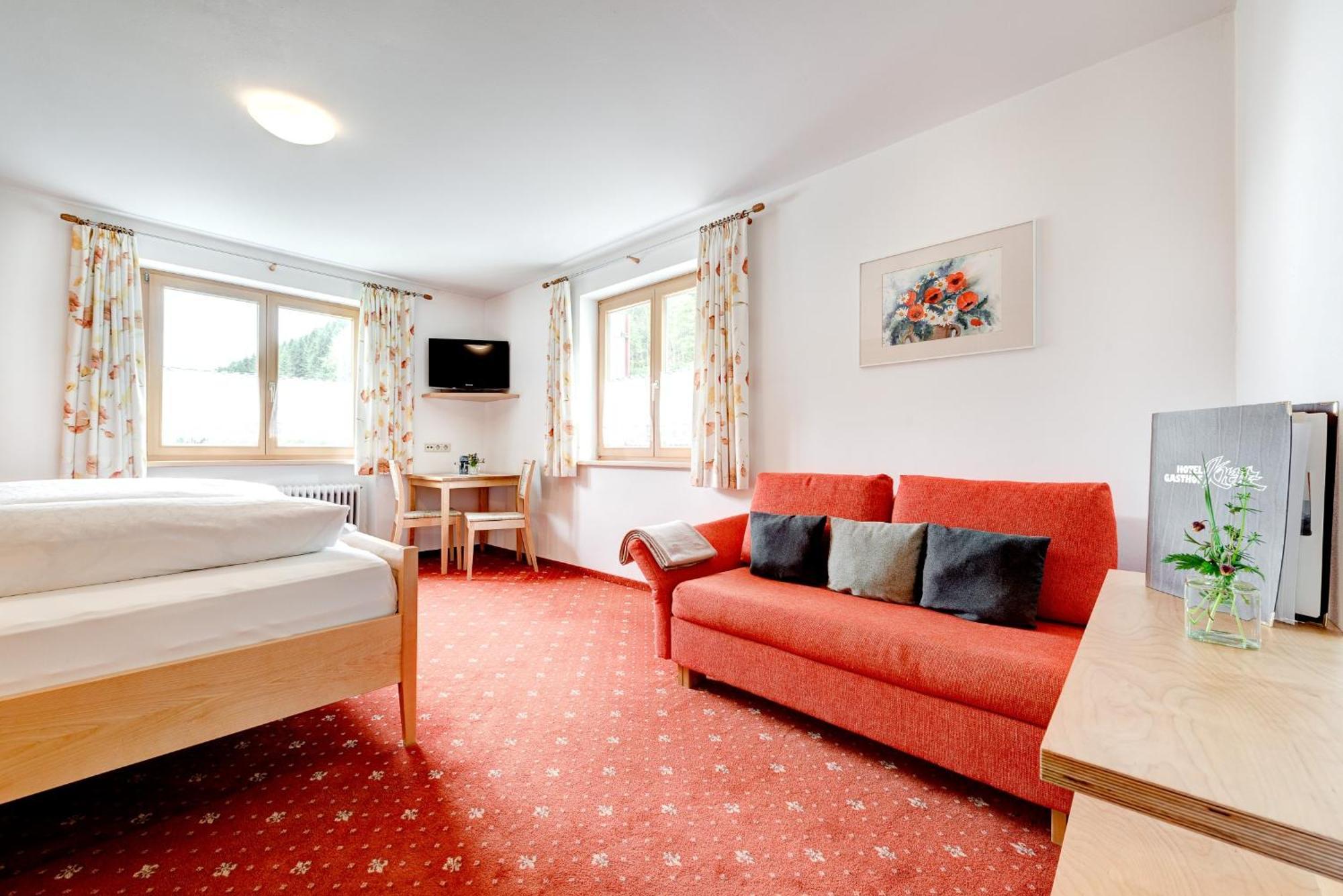 Hotel Gasthof Kreuz Sonntag Dış mekan fotoğraf