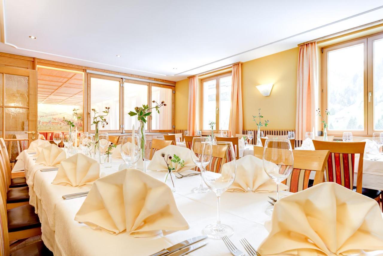 Hotel Gasthof Kreuz Sonntag Dış mekan fotoğraf
